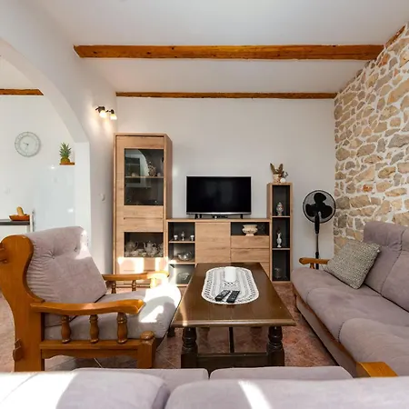 Βίλα Zdravko Zadarvillas