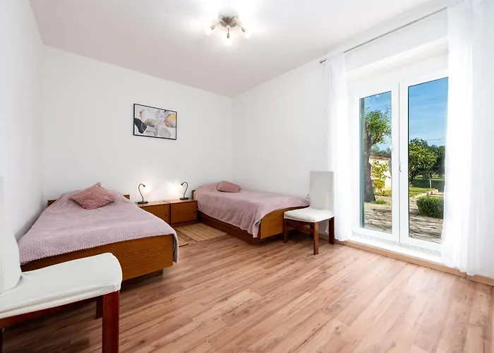 Zdravko Zadarvillas Prkos