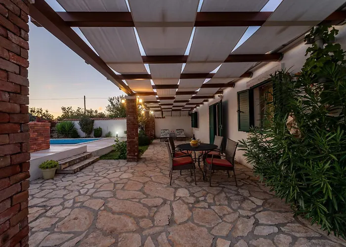 Zdravko Zadarvillas